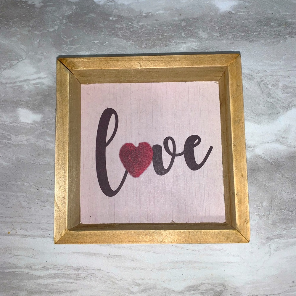 Valentine’s Day decor bundle